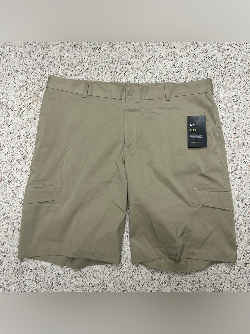 Nike Golf Dri Fit Cargo Shorts Mens 38 Beige Khaki Standard Fit Performance Flat